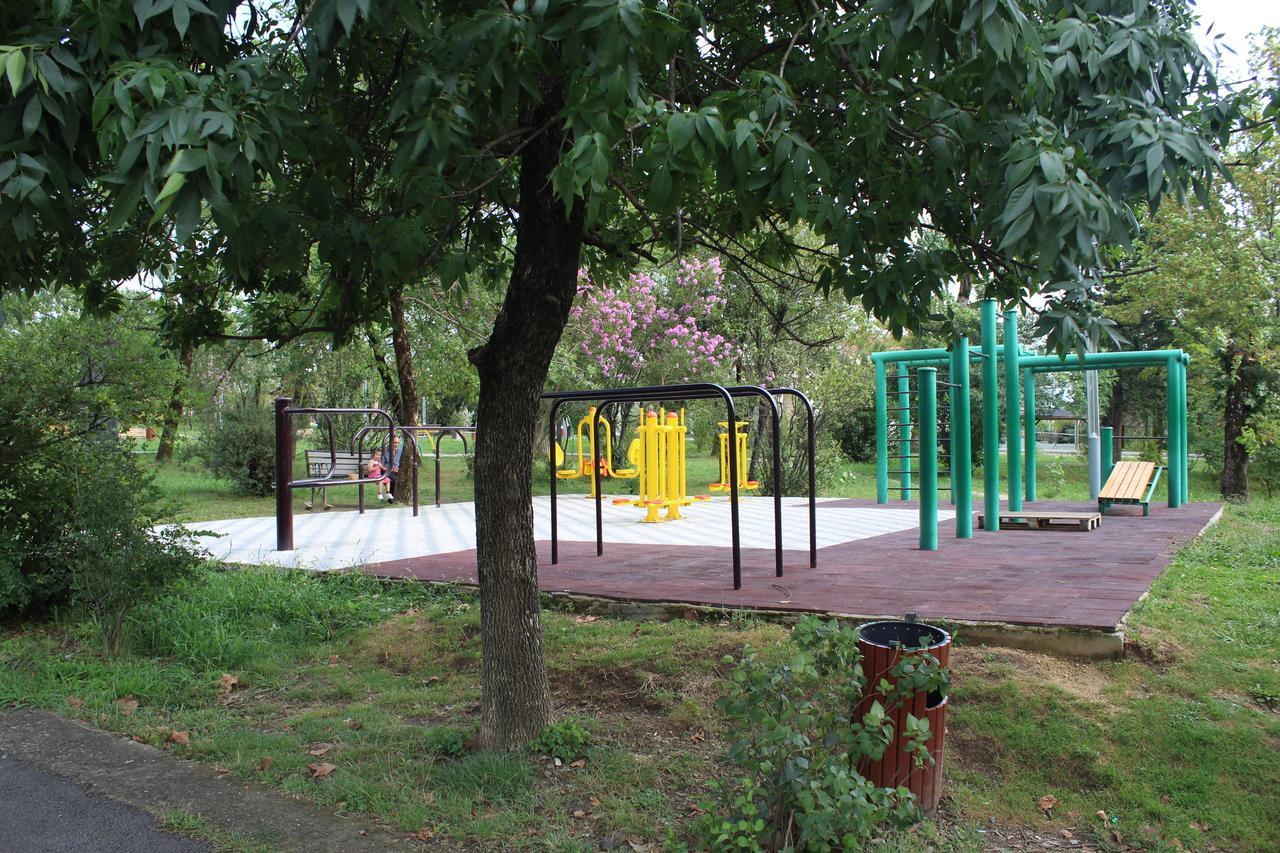 Hotel Rio Кутаиси Экстерьер фото